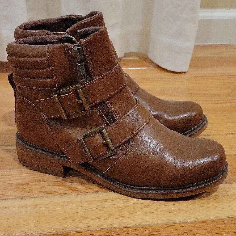 Brown Ankle Boots with Buckle Straps